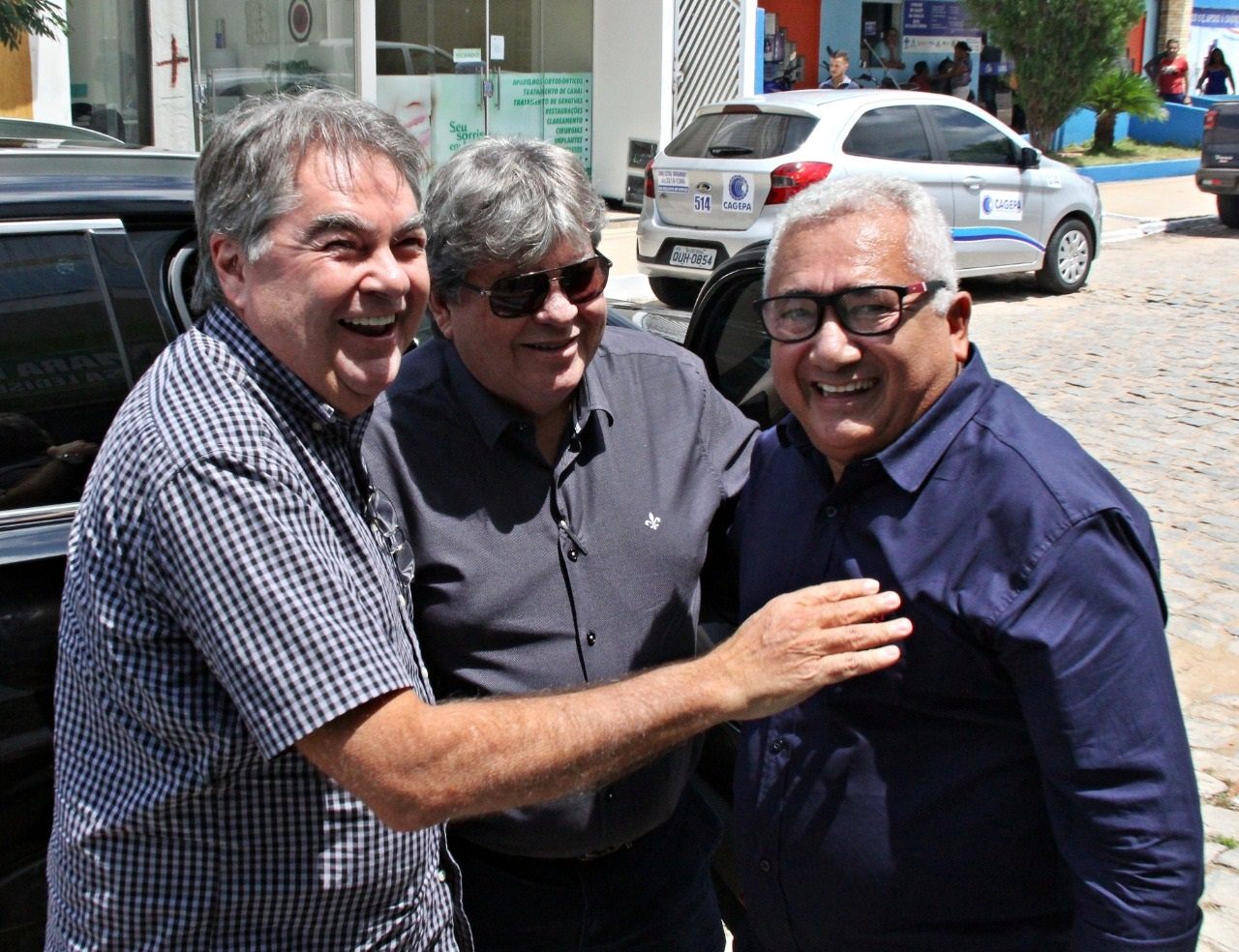 08072020 VALDEMIR E JOAO Easy Resize.com - EM APARECIDA: Governo do Estado construirá 66 unidades habitacionais em parceria com a prefeitura; VEJA